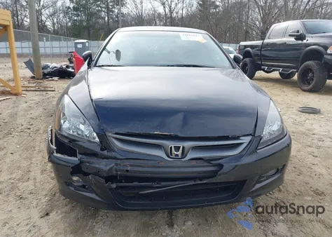 2006 Honda Accord 2.4 Lx z USA, uszkodzony, nr VIN 1HGCM72366A017309